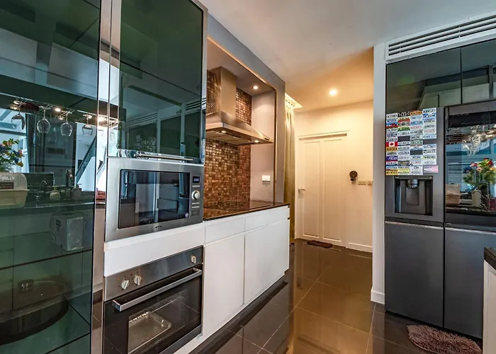 Luxury Pure Modern Pool 5bed Ktv Gym Nr Bts&central Bangkok